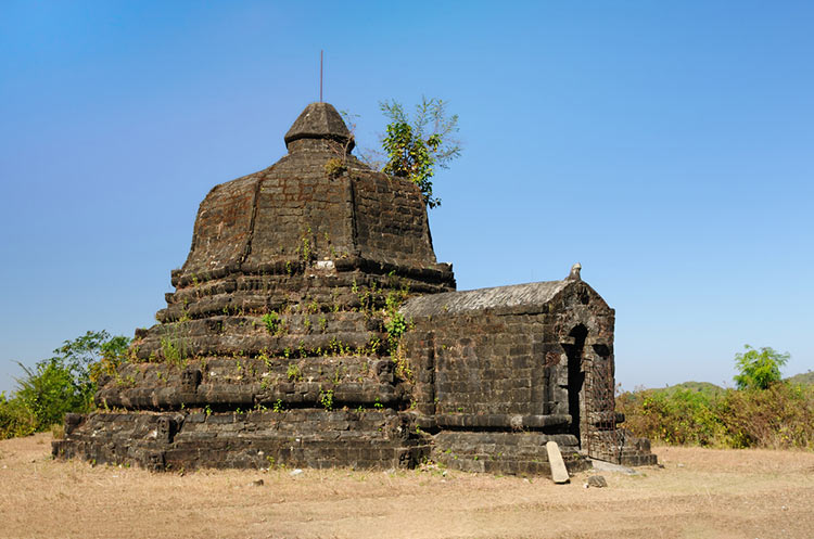 Mahabodhi Shwegu temple in Mrauk U