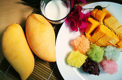 Mango sticky rice with coconut with coconut cream dessert
