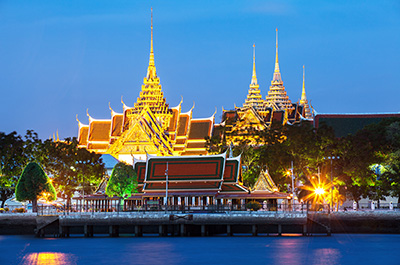 Rattanakosin historical district seen from the Chao Phraya river
